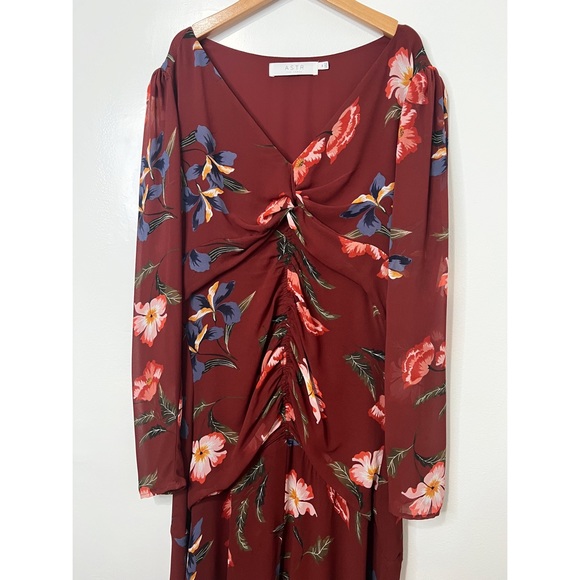 ASTR Mauve Floral High Low Ruched Front Midi Dress Size Medium - Picture 6 of 14
